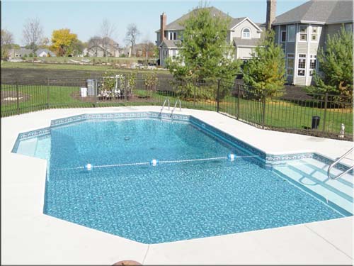 photo of pool sundeck and stairs Batavia, IL