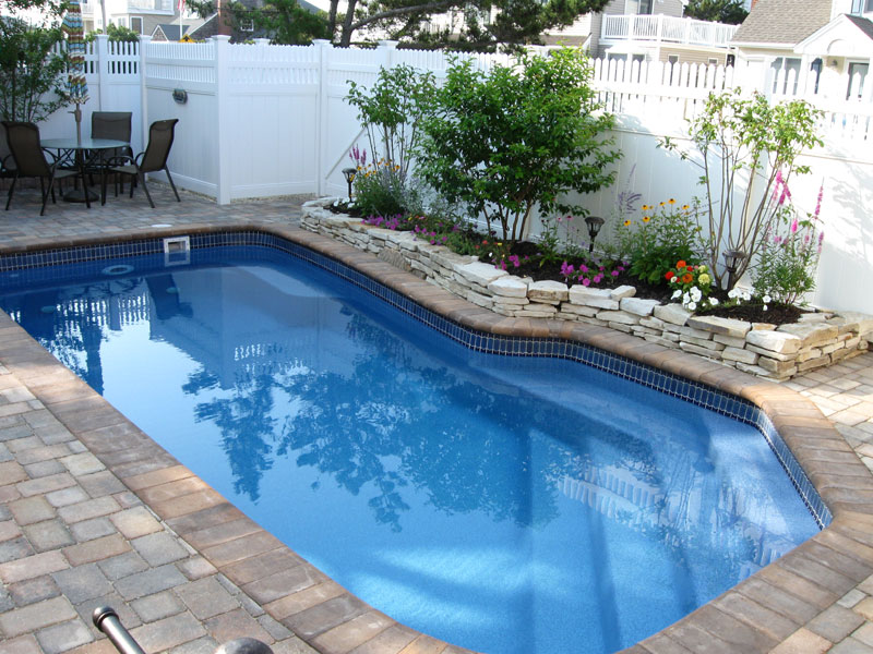 Custom fiberglass pool Baja-7a