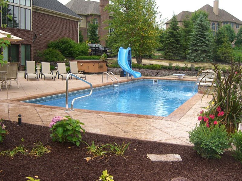 Rectangular fiberglass pool Lake Shore 6b